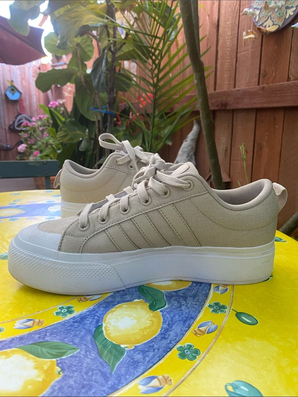 ADIDAS BRAVADA 2.0 PLATFORM skateboard lace up sneakers! Size 9.5 - Picture 2 of 10